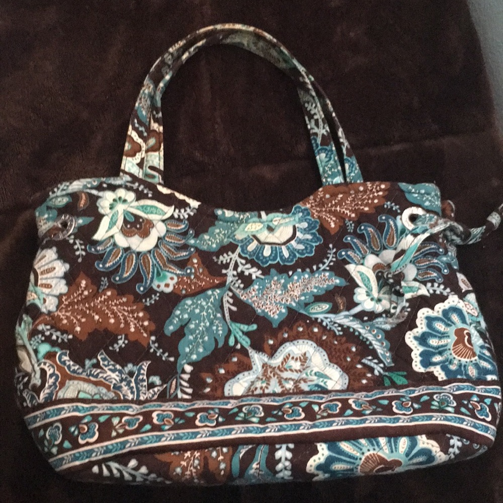Vera Bradley blue flower patterned purse